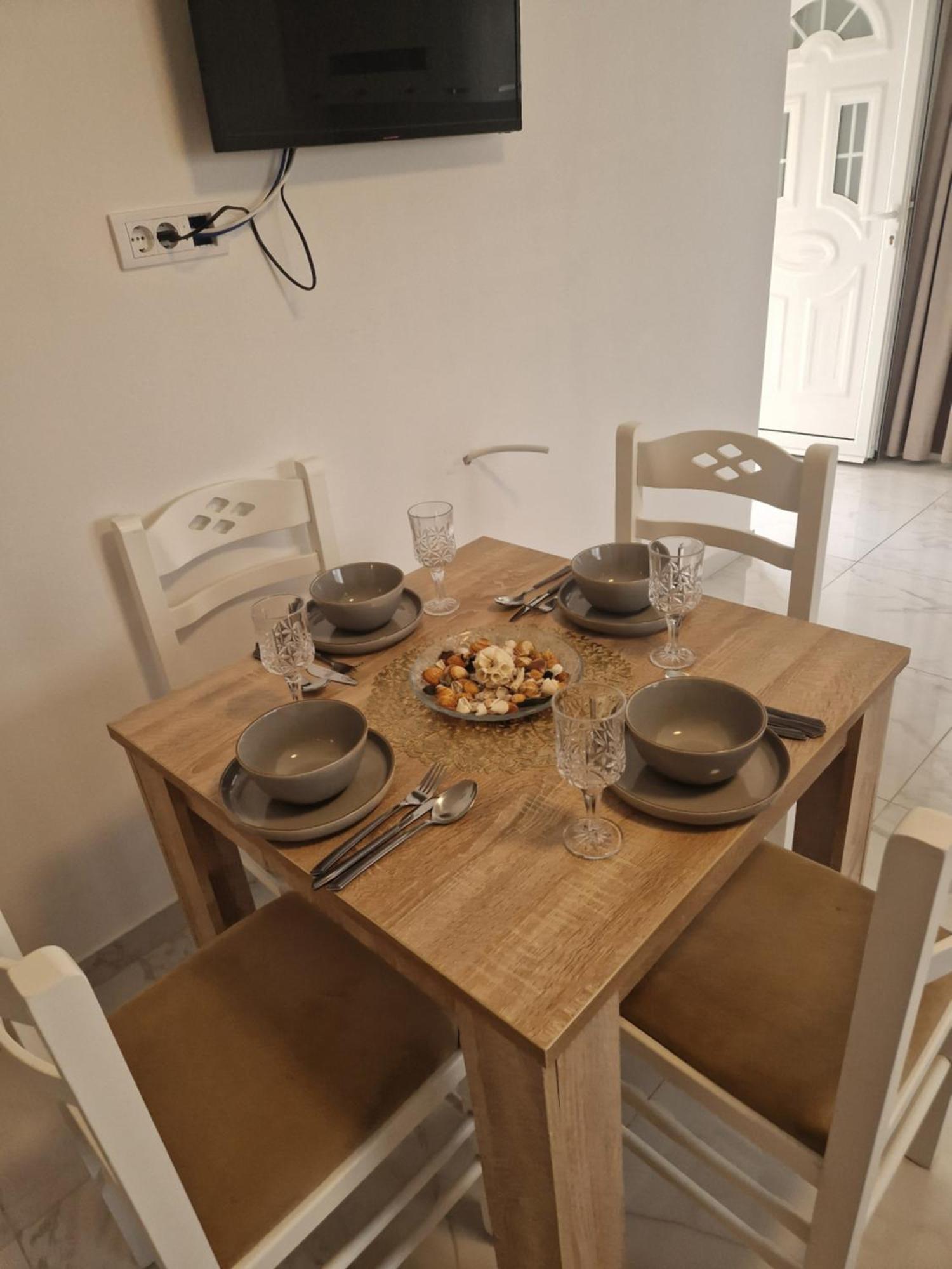 אולסינץ' Ivana Apartments מראה חיצוני תמונה