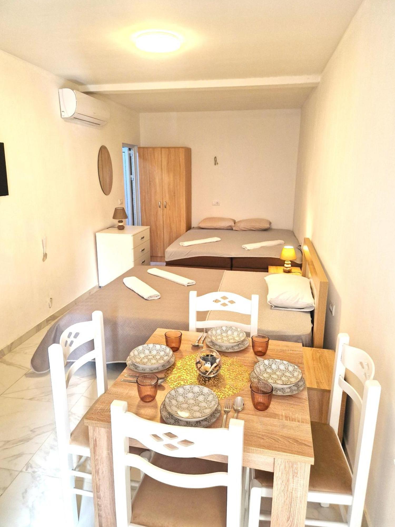 אולסינץ' Ivana Apartments מראה חיצוני תמונה