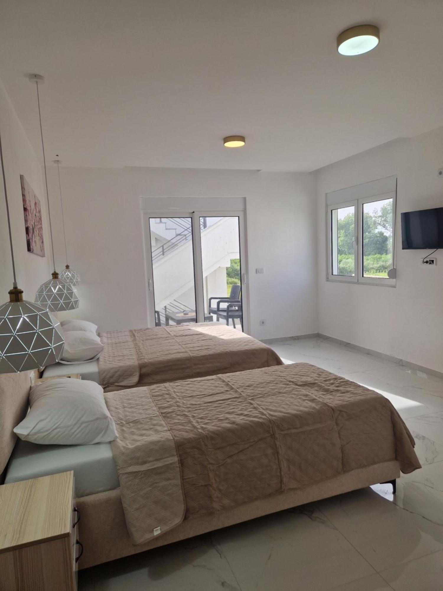 אולסינץ' Ivana Apartments מראה חיצוני תמונה