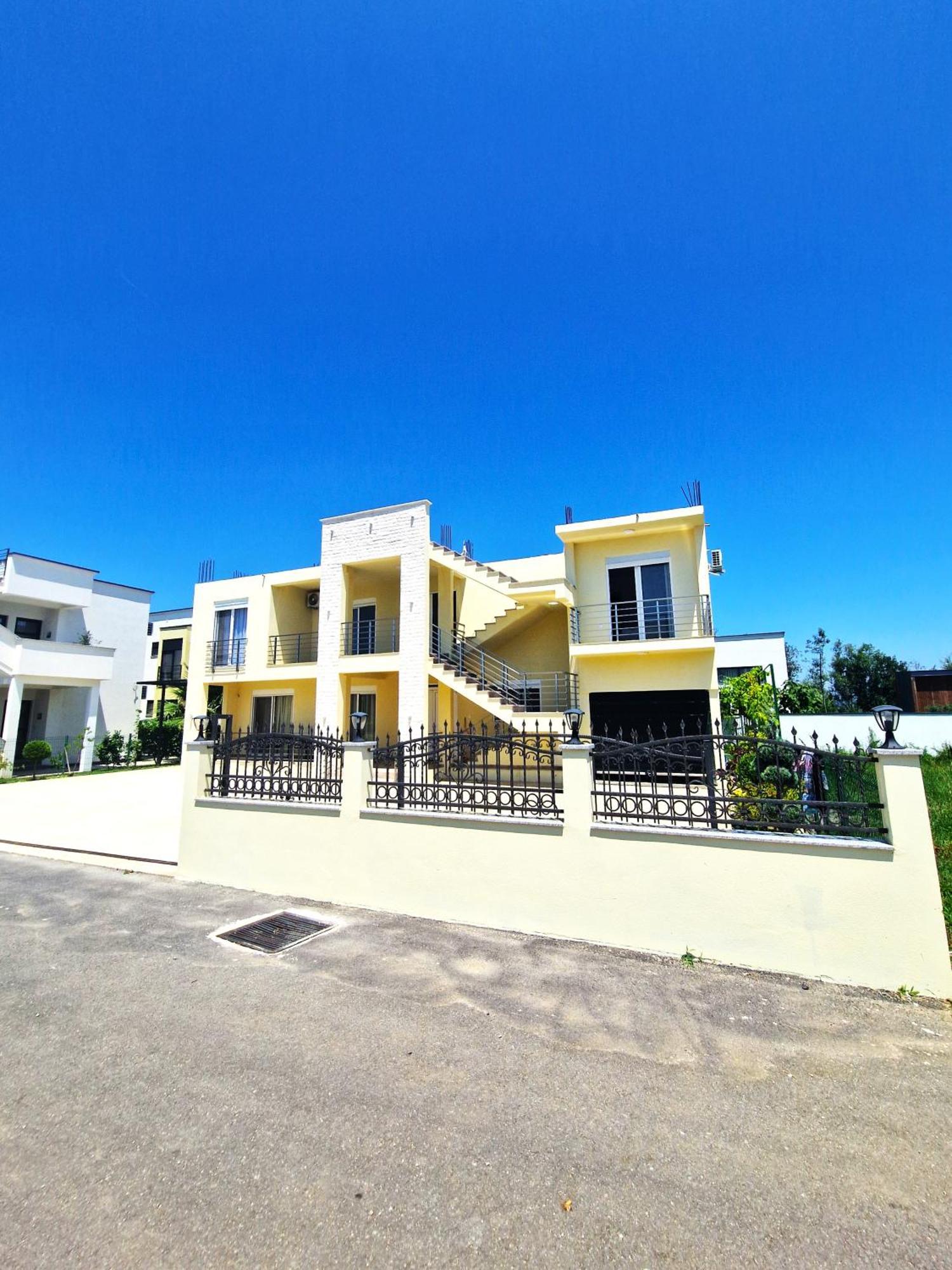 אולסינץ' Ivana Apartments מראה חיצוני תמונה